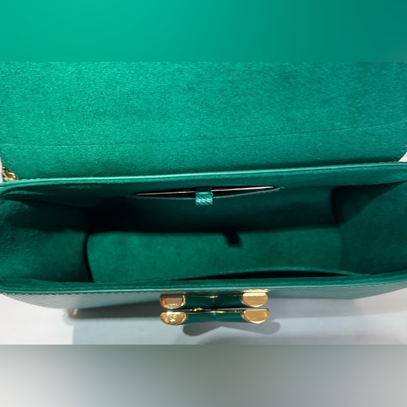 Louis Vuitton Epi Twist MM Bag Emerald Green LV - Picture 5 of 11